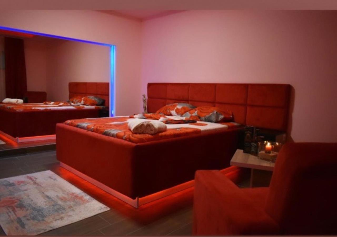 Motel Villa Star ジラニ エクステリア 写真